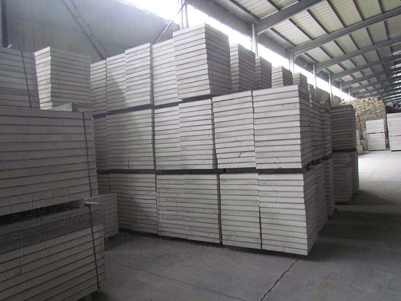 CQ免拆復(fù)合保溫模板